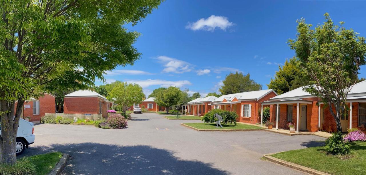 Riverview At Ross Bagian luar foto