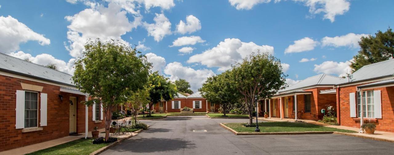 Riverview At Ross Bagian luar foto